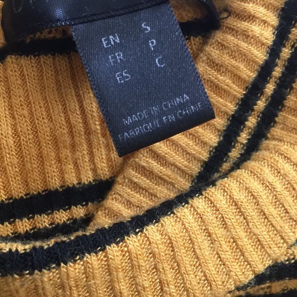 Women’s ribbed crop top - Picture 3 of 3